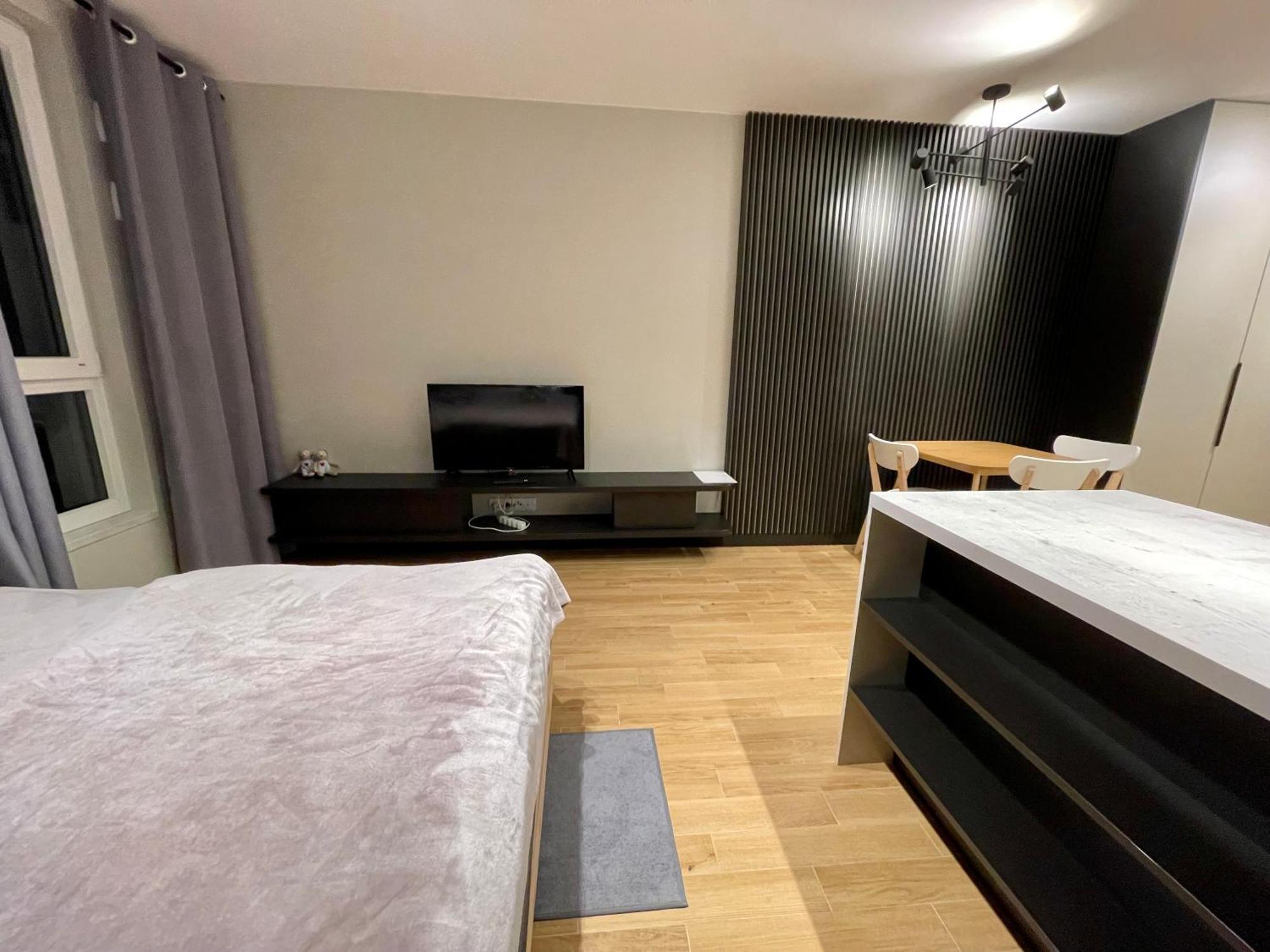 ワルシャワTime&House Pileckiego Przy Centrum Onkologi I Klinice Novum Apartament Na Wylacznosc Pokoj,Sypialnia,Lozko, Lazienka,Kuchniaアパートメント エクステリア 写真