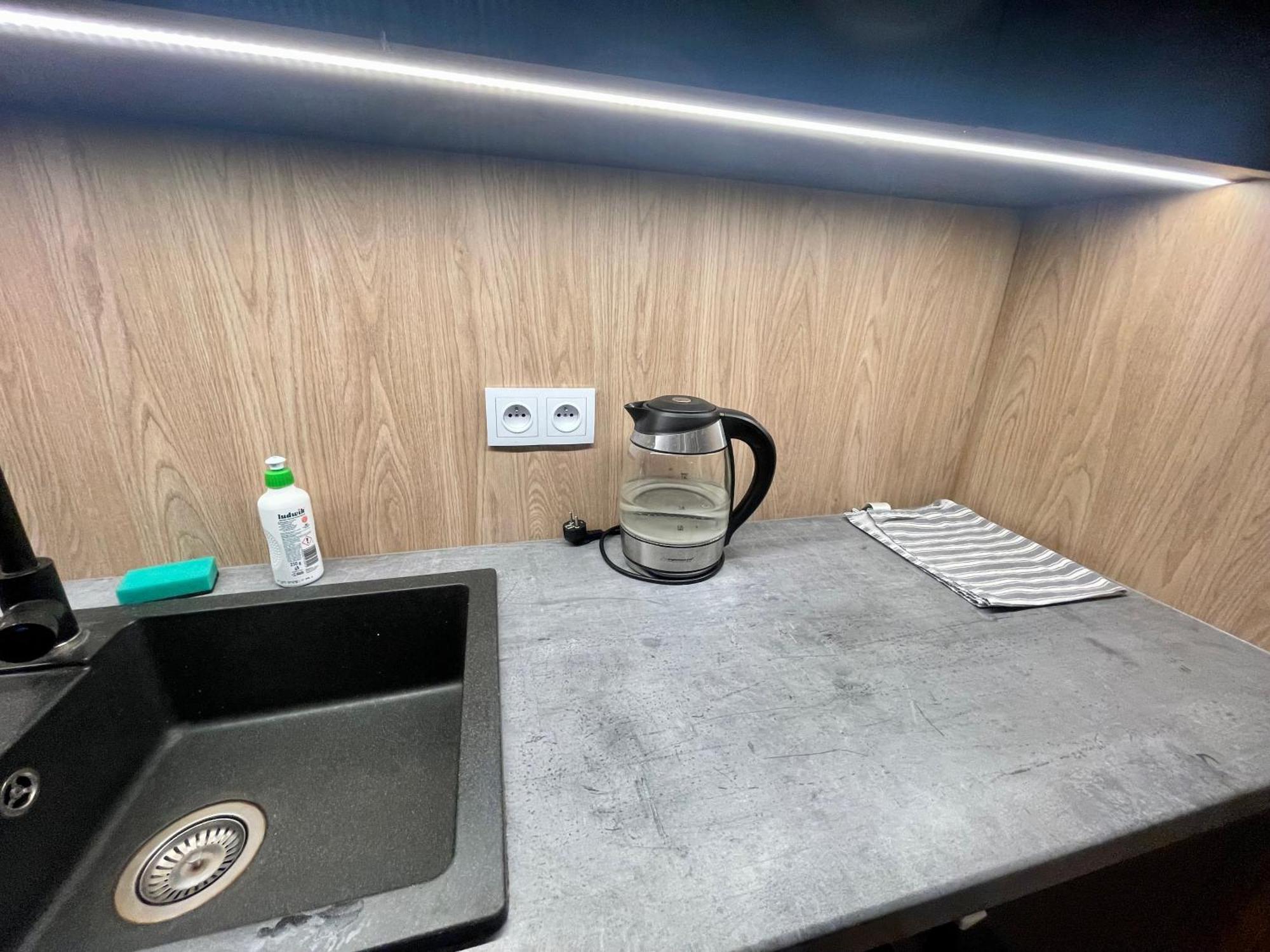 ワルシャワTime&House Pileckiego Przy Centrum Onkologi I Klinice Novum Apartament Na Wylacznosc Pokoj,Sypialnia,Lozko, Lazienka,Kuchniaアパートメント エクステリア 写真