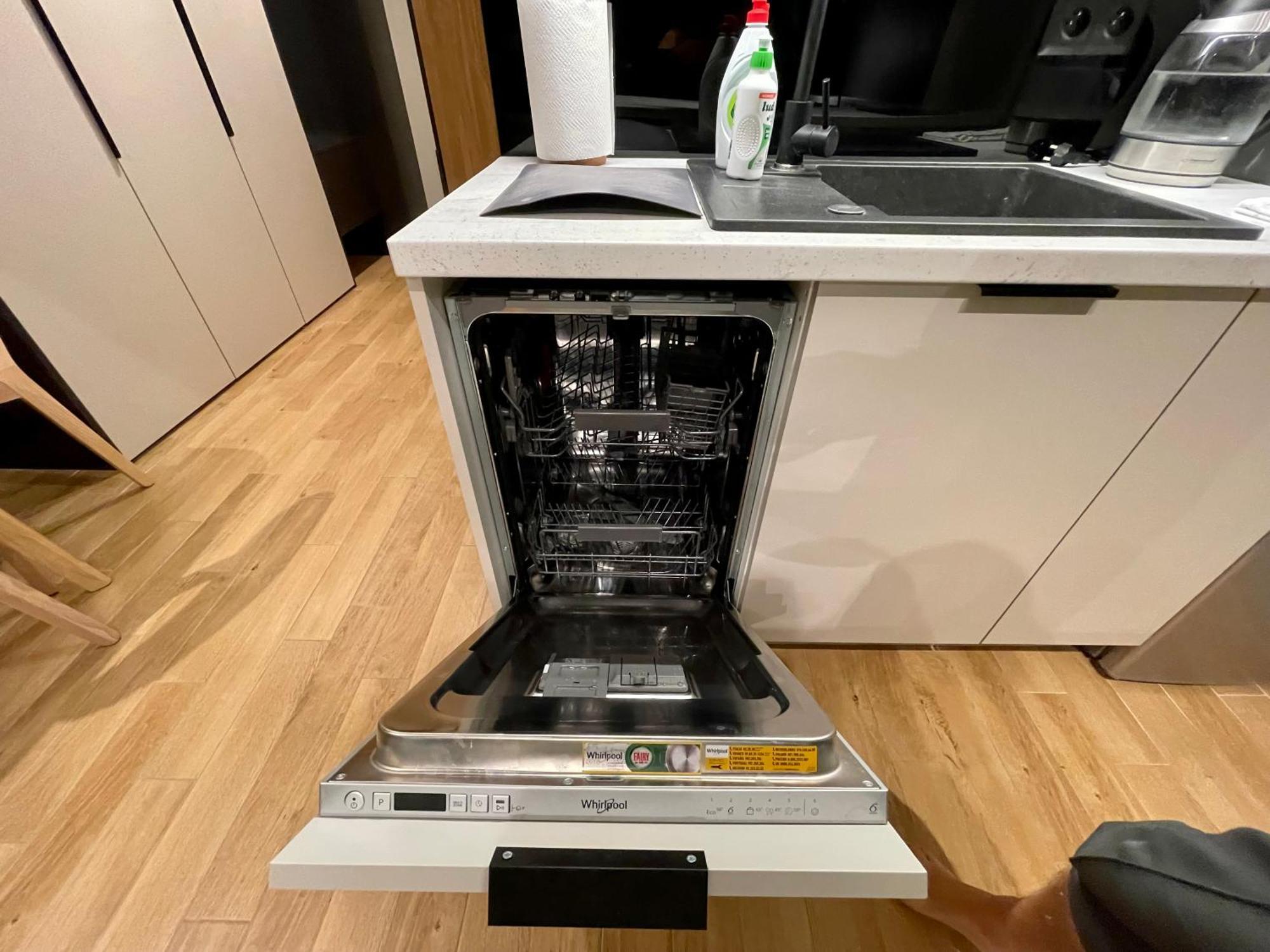 ワルシャワTime&House Pileckiego Przy Centrum Onkologi I Klinice Novum Apartament Na Wylacznosc Pokoj,Sypialnia,Lozko, Lazienka,Kuchniaアパートメント エクステリア 写真